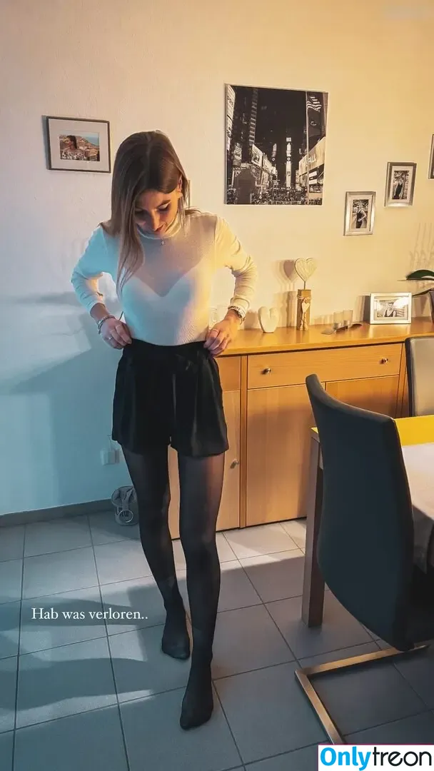 s_wtk nude photo #0182 (s_wtk)