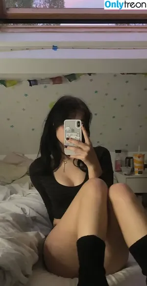 saabine777 / 4lkiraa / diedatmyhouse / ilovemybunnyakira / sabine_dede / valerine777 nude photo #0010