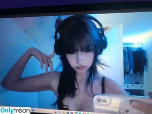 saabine777 / 4lkiraa / diedatmyhouse / ilovemybunnyakira / sabine_dede / valerine777 nude photo #0021