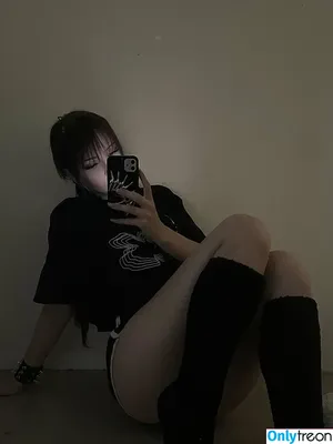 saabine777 / 4lkiraa / diedatmyhouse / ilovemybunnyakira / sabine_dede / valerine777 nude photo #0064