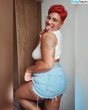 SaahLouise / sahh.louise / sarahlouise nude photo #0001