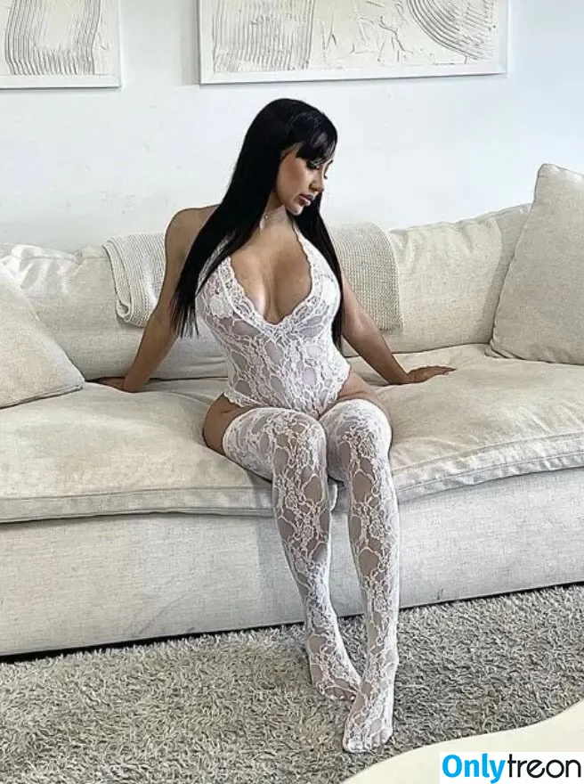 Sabrina Agarie nude photo #0013 (sabrinaagarie)