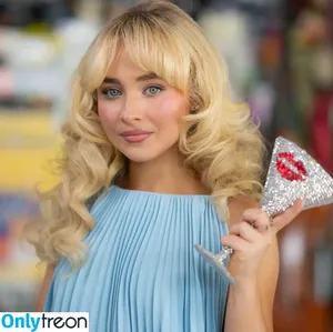 Sabrina Carpenter / sabrinacarpenter nude photo #4659