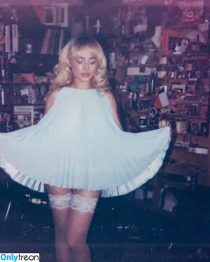 Sabrina Carpenter / sabrinacarpenter nude photo #4668
