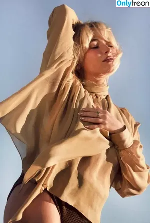 Sabrina Carpenter / sabrinacarpenter nude photo #4786