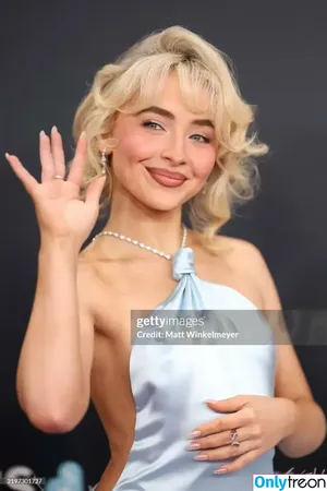 Sabrina Carpenter / sabrinacarpenter nude photo #4878