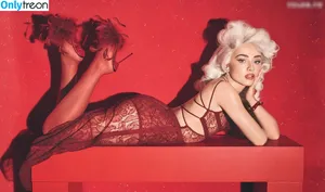 Sabrina Carpenter / sabrinacarpenter nude photo #4993