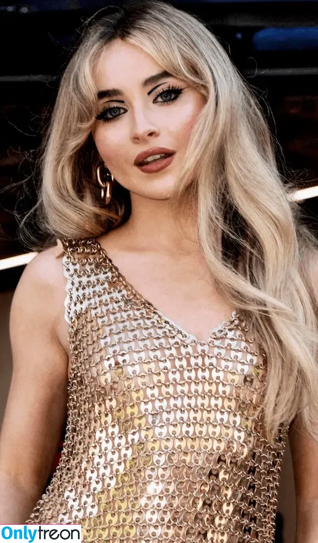 Sabrina Carpenter nude photo #4727 (sabrinacarpenter)