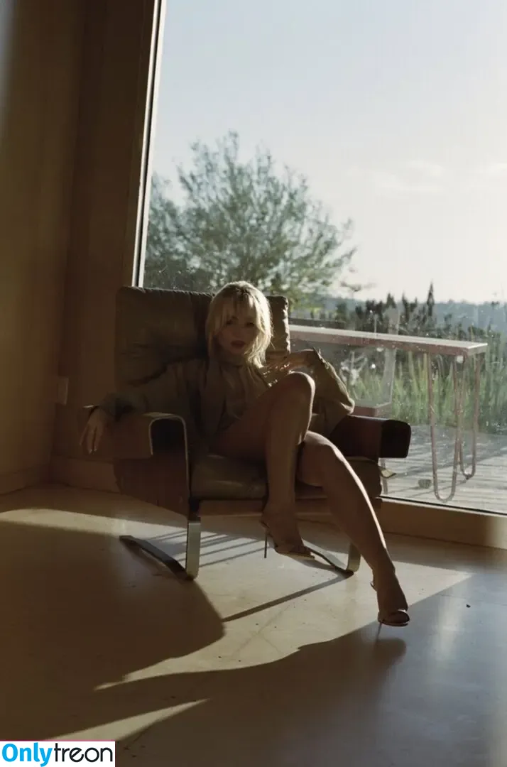 Sabrina Carpenter nude photo #4785 (sabrinacarpenter)