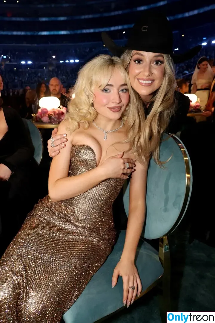 Sabrina Carpenter nude photo #4854 (sabrinacarpenter)