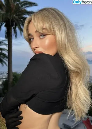 Sabrina Carpenter / sabrinacarpenter nude photo #5137