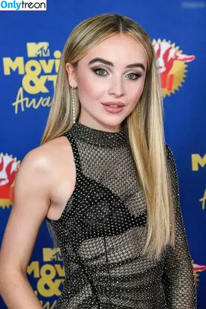 Sabrina Carpenter / sabrinacarpenter nude photo #5146