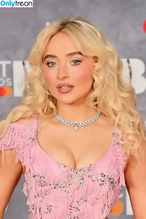 Sabrina Carpenter / sabrinacarpenter nude photo #5242