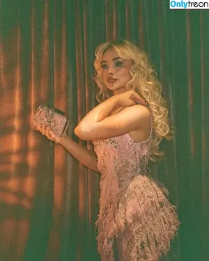 Sabrina Carpenter / sabrinacarpenter nude photo #5263