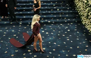 Sabrina Carpenter / sabrinacarpenter nude photo #5563