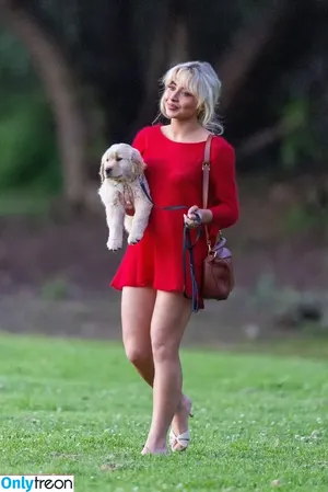 Sabrina Carpenter / sabrinacarpenter nude photo #5721