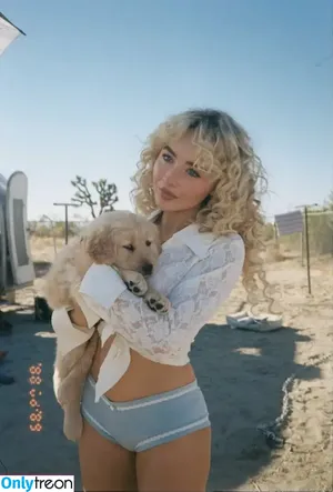 Sabrina Carpenter / sabrinacarpenter nude photo #5771