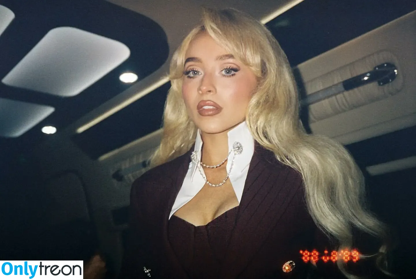 Sabrina Carpenter nude photo #5665 (sabrinacarpenter)