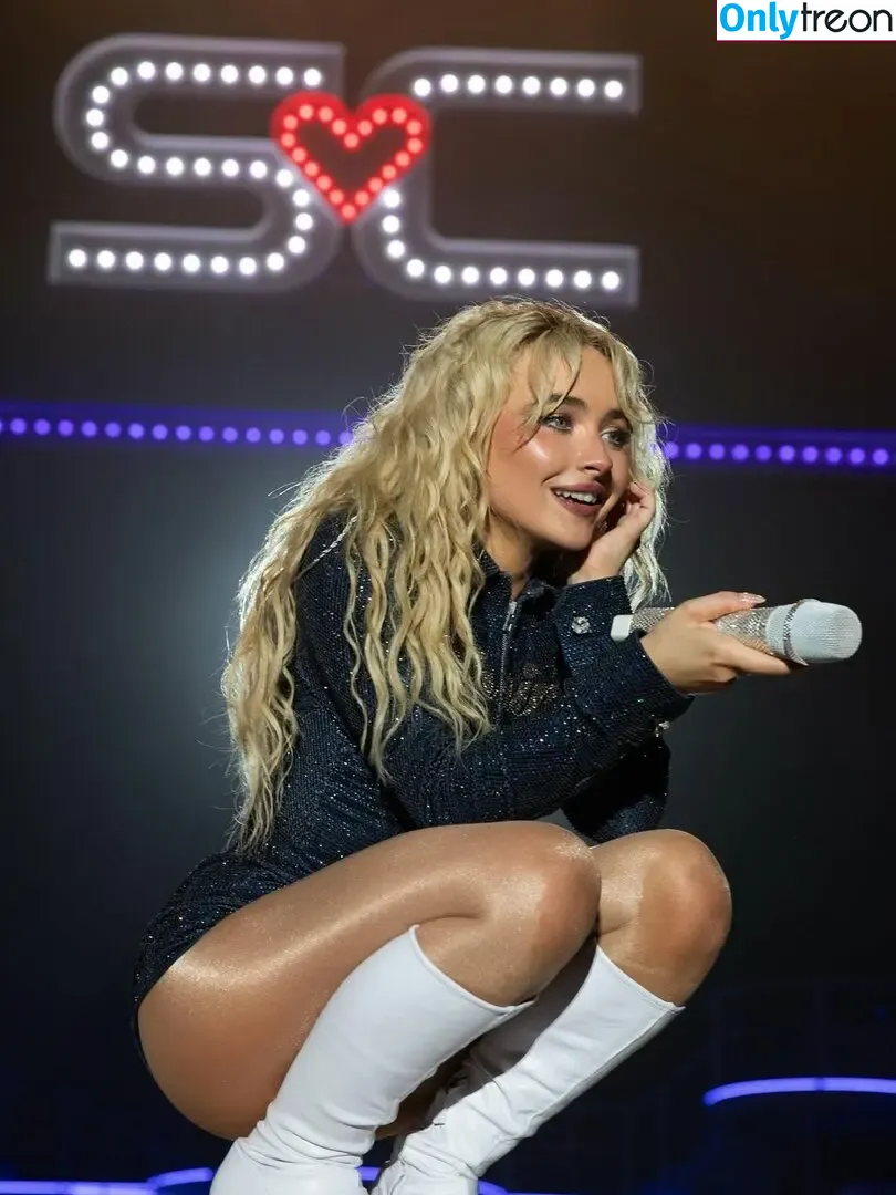 Sabrina Carpenter nude photo #5806 (sabrinacarpenter)