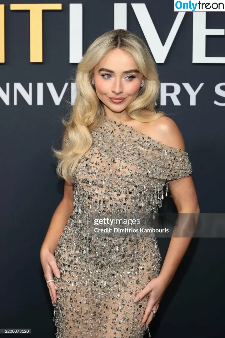 Sabrina Carpenter nude photo #5828 (sabrinacarpenter)