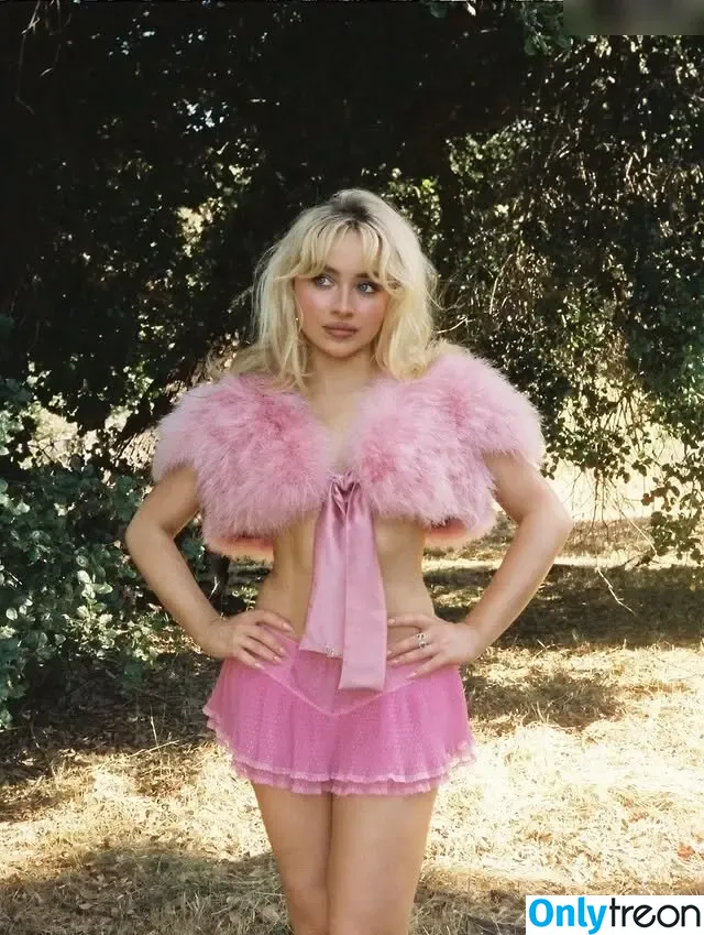 Sabrina Carpenter nude photo #5846 (sabrinacarpenter)