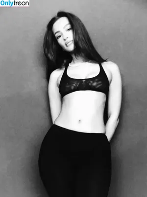 Sabrina Khouiel / Sabrinak______ nude photo #0017