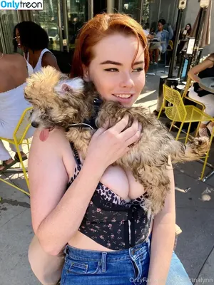 Sabrina Lynn / itssabrinalynn nude photo #0126