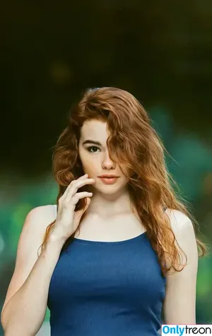Sabrina Lynn / itssabrinalynn nude photo #0675