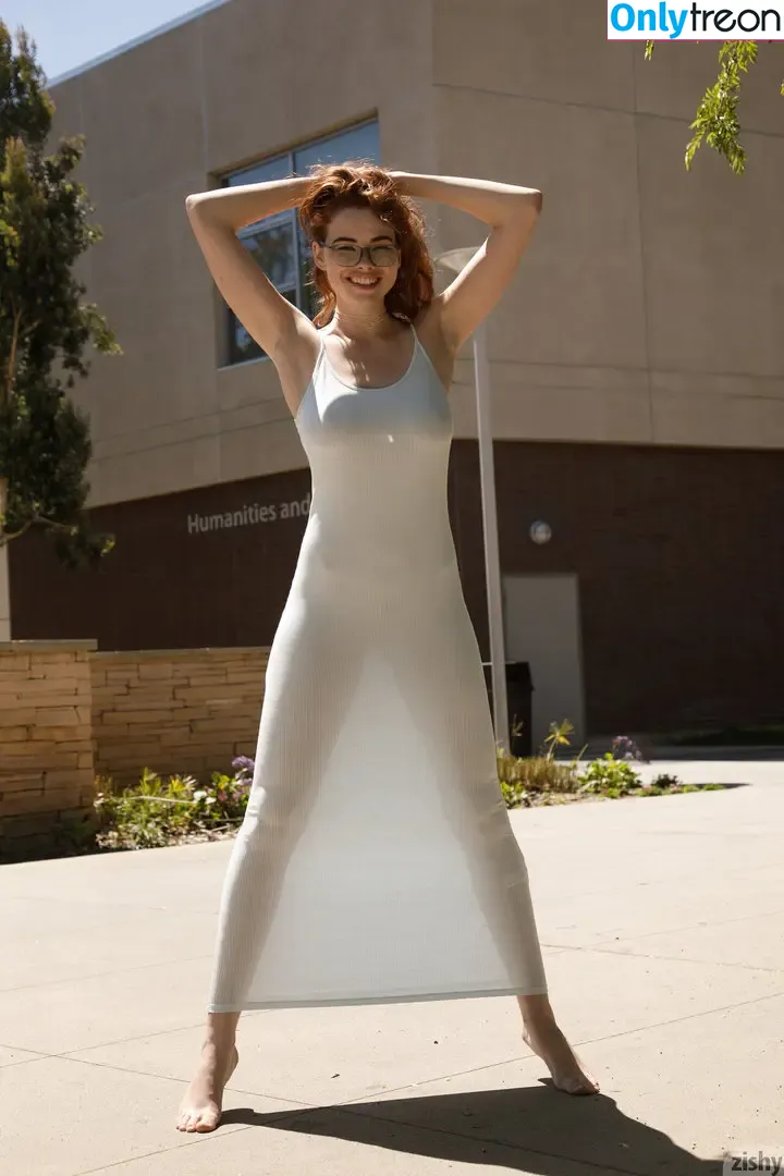Sabrina Lynn nude photo #0391 (itssabrinalynn)