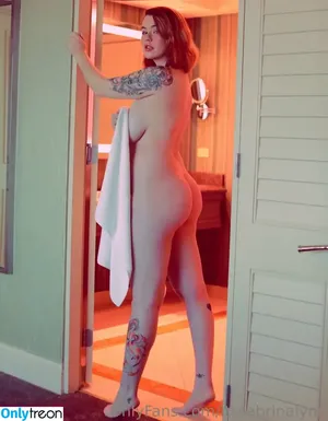 Sabrina Lynn / itssabrinalynn nude photo #1110