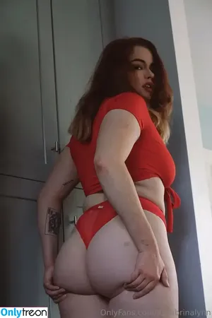Sabrina Lynn / itssabrinalynn nude photo #1510