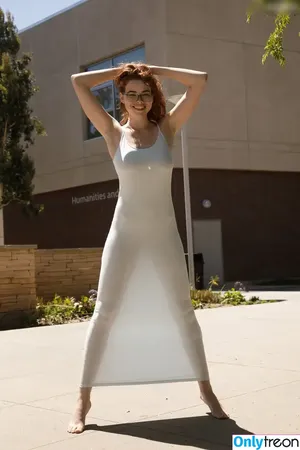 Sabrina Lynn / itssabrinalynn nude photo #1588
