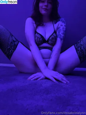 Sabrina Lynn / itssabrinalynn nude photo #2040