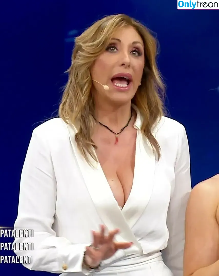 Sabrina Salerno nude photo #2524 (sabrinasalernofficial)