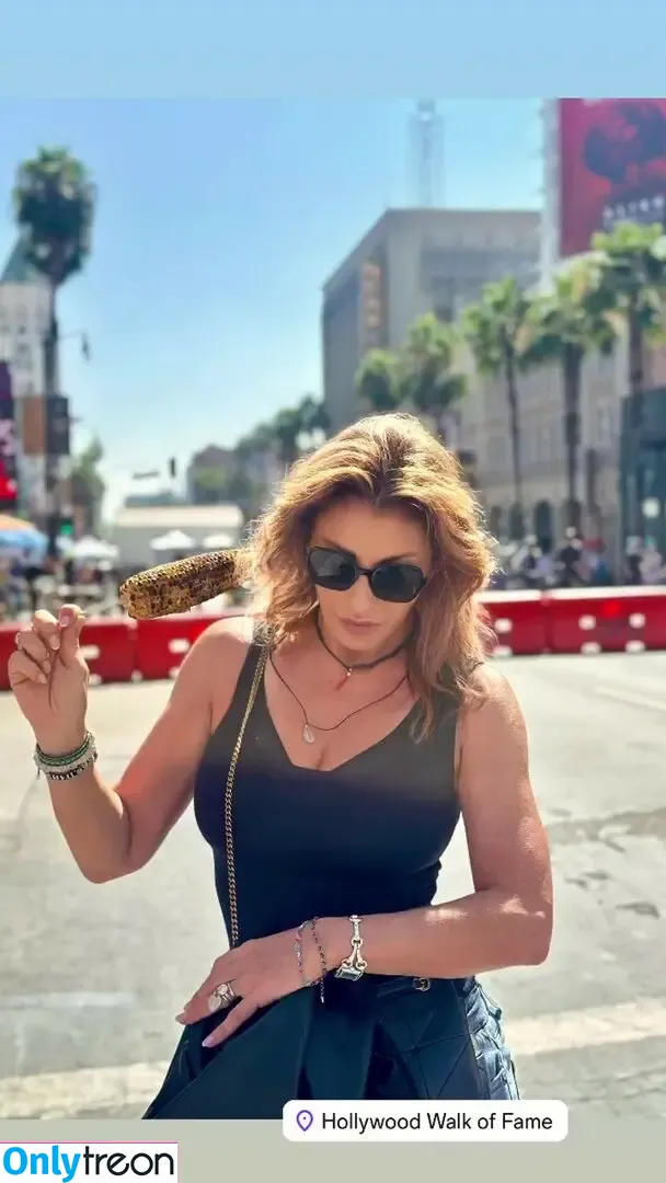 Sabrina Salerno nude photo #2803 (sabrinasalernofficial)
