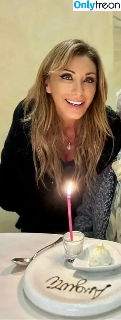Sabrina Salerno nude photo #2914 (sabrinasalernofficial)