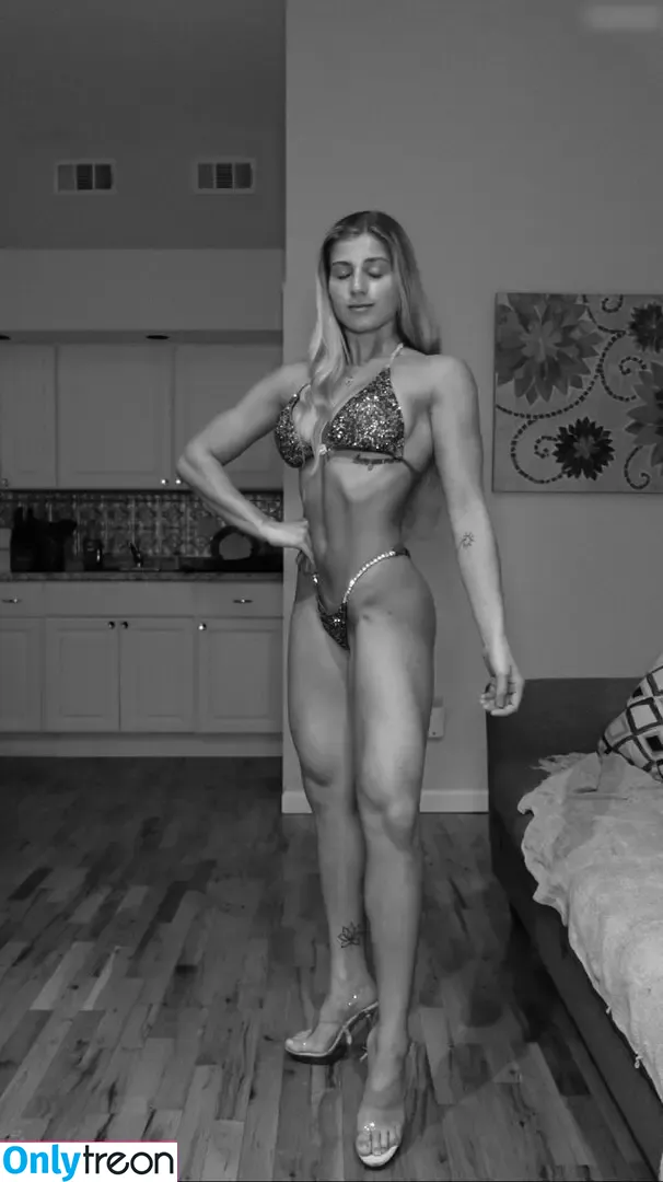 sabrinaarosee nude photo #0033 (sabrinaarosee)