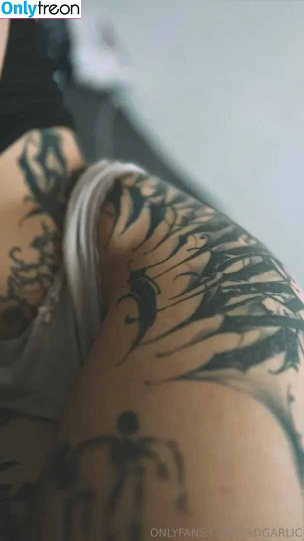 sadgarlic nude photo #0030 (sadgarlic)