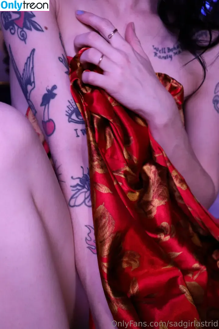 Sadgirlastrid nude photo #0031 (Astrid Mae / thatgirlastridd)
