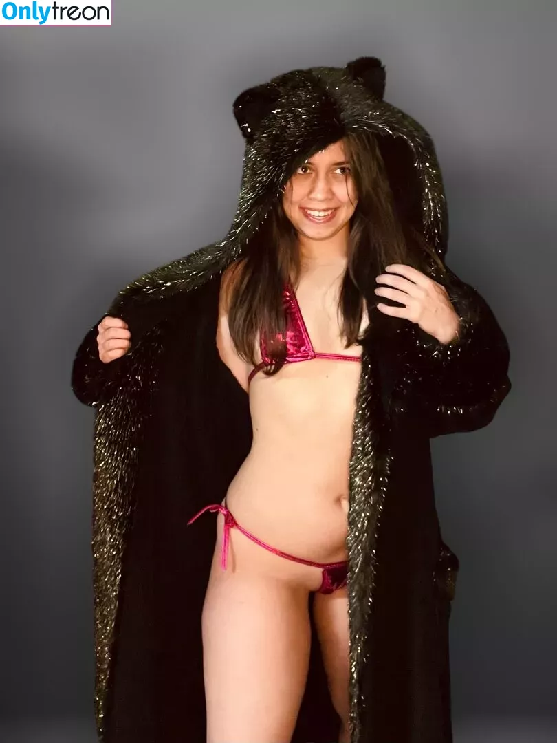 Sadi The Blind Lady nude photo #0024 (SaditheBlindLady / sadi.theblindlady)