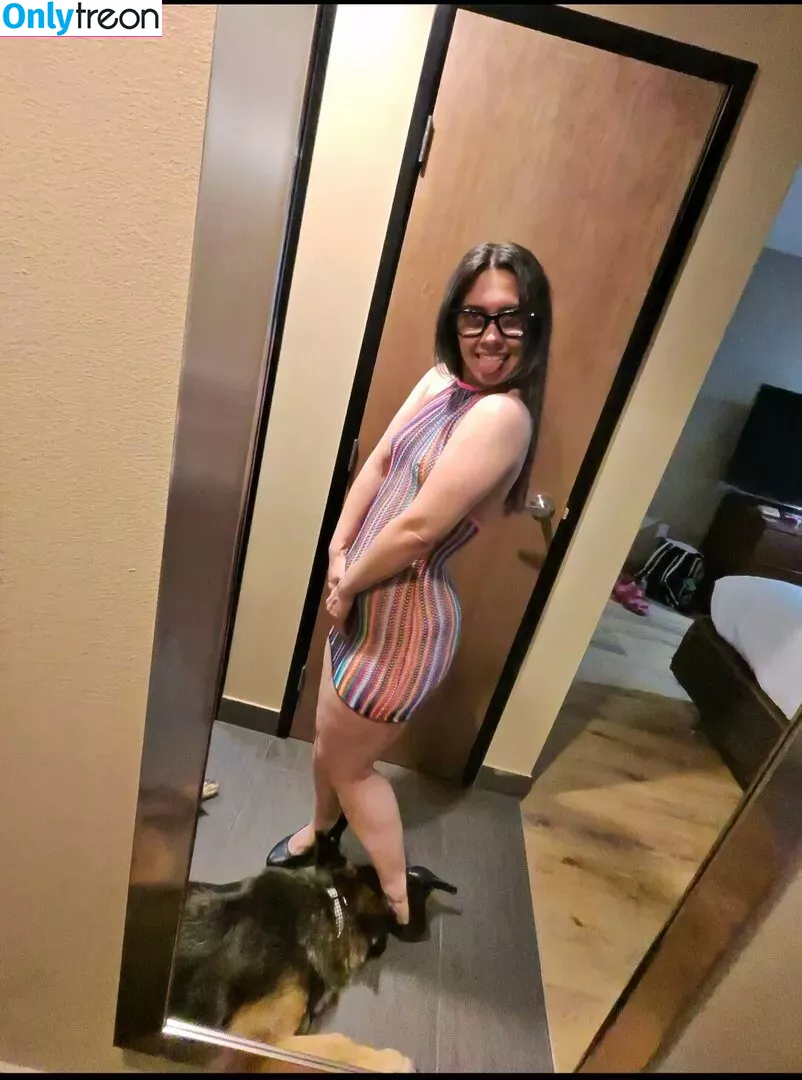 Sadi The Blind Lady nude photo #0065 (SaditheBlindLady / sadi.theblindlady)