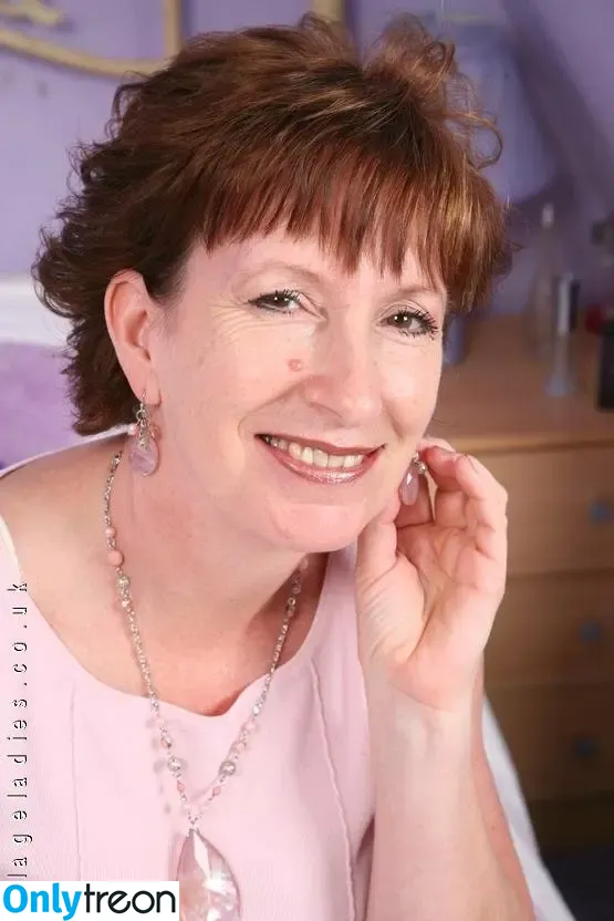 Sadie And Sam UK Milfs nude photo #0001 (Sadie And Sam UK Milfs)