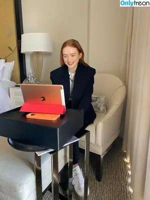 Sadie Sink / sadiesink / sadiesink_ nude photo #0020