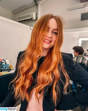 Sadie Sink / sadiesink / sadiesink_ nude photo #0035