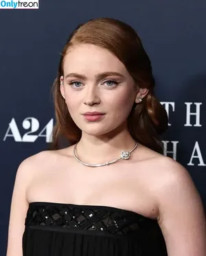 Sadie Sink / sadiesink / sadiesink_ nude photo #0241