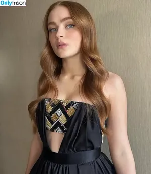 Sadie Sink / sadiesink / sadiesink_ nude photo #0369