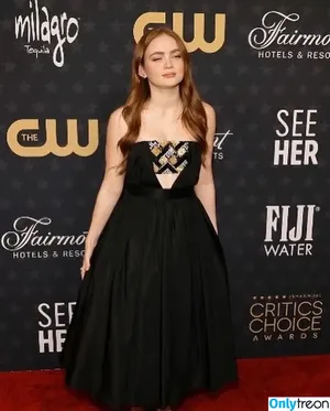 Sadie Sink / sadiesink / sadiesink_ nude photo #0377