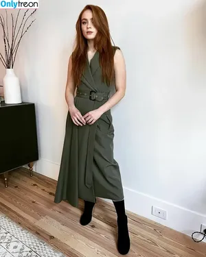 Sadie Sink / sadiesink / sadiesink_ nude photo #0389