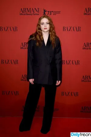 Sadie Sink / sadiesink / sadiesink_ nude photo #0523
