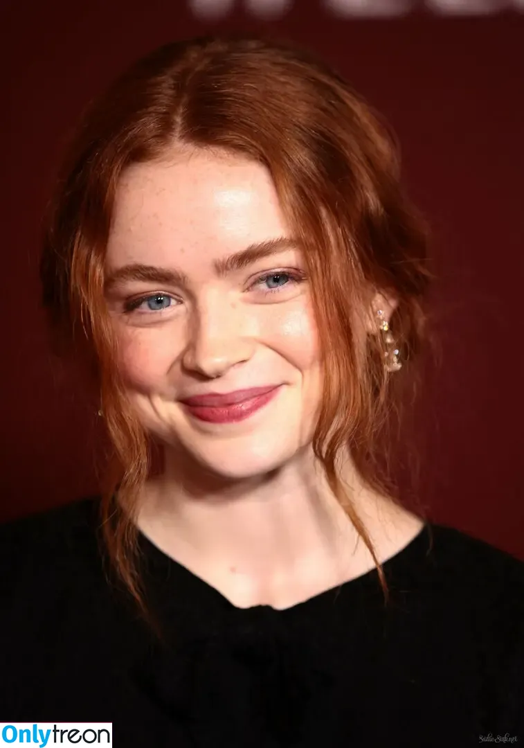 Sadie Sink nude photo #0171 (sadiesink / sadiesink_)